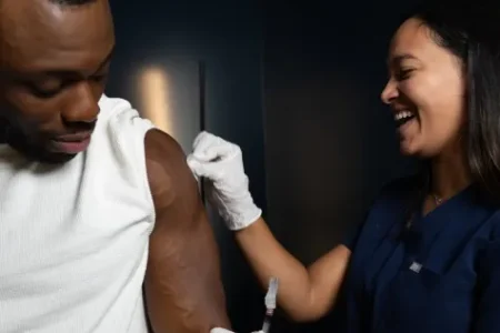 imageye___-_imgi_25_68e03badf0dd8457bdd30833_IM Shot Inset 3